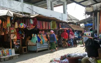 Suasana Pasar Besar Rakyat